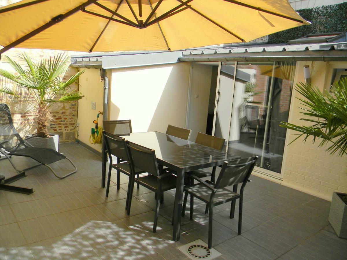 52 Grand Place * Arras